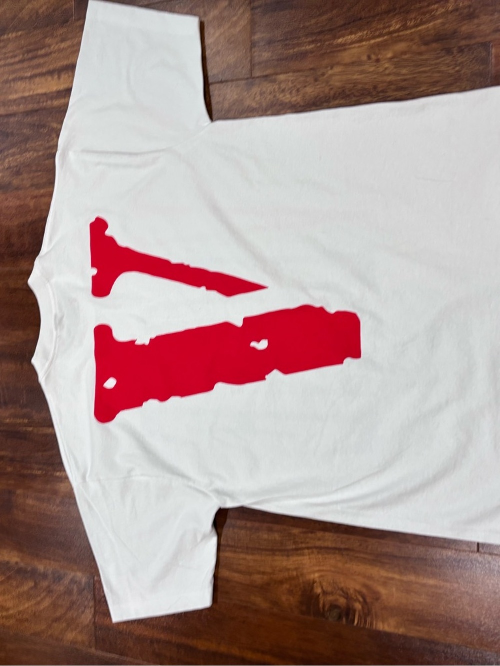 Vlone White T-Shirt with Bold Red Graphic